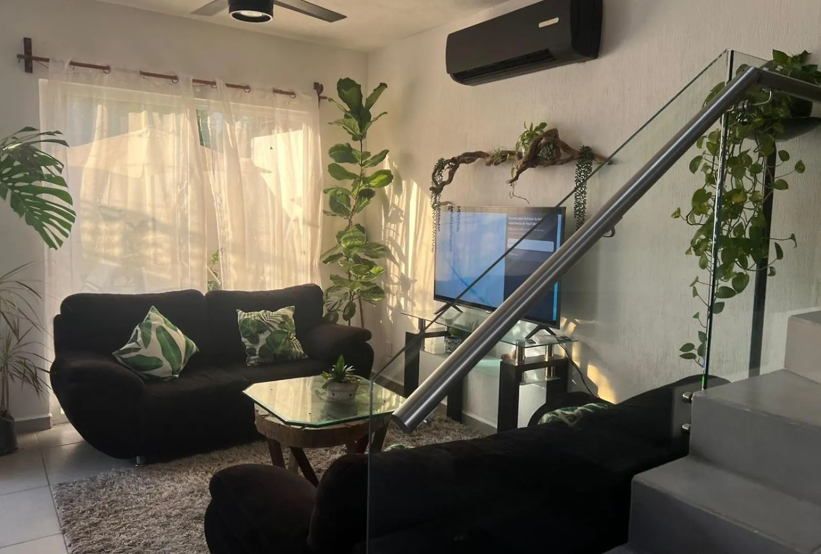 Casa Monstera Bahia Villa Naranjo Mexico